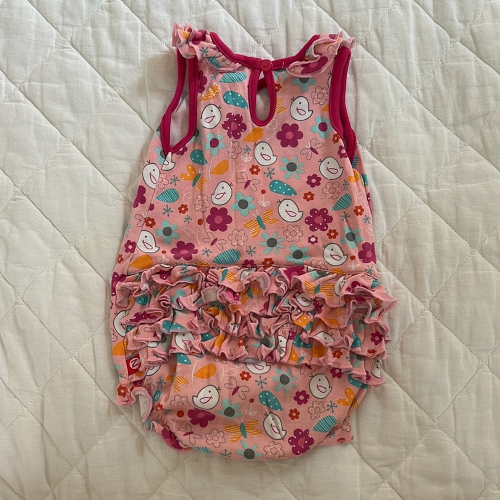 Zutano Ruffle Onesies Bundle - Picture 10 of 12